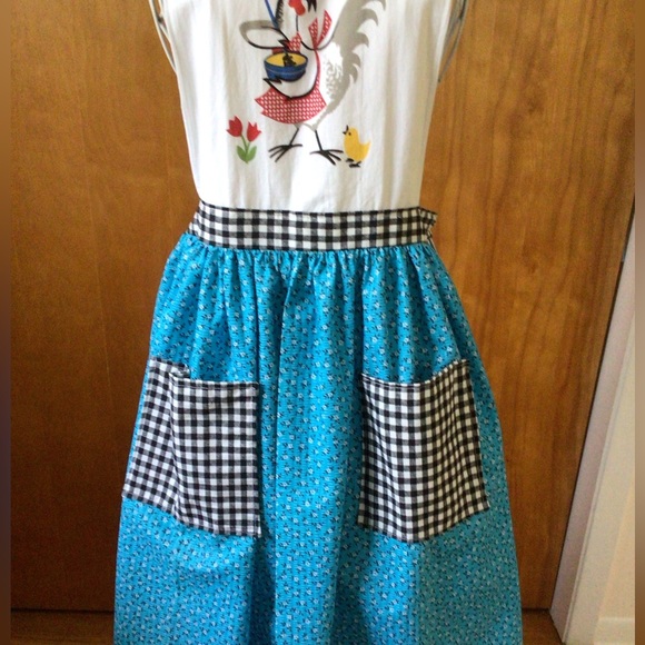 Tea towel chicken apron - Picture 4 of 7